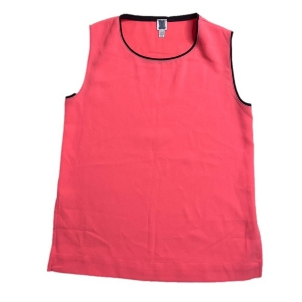 ⭐️ Tristan sleeveless top - size small